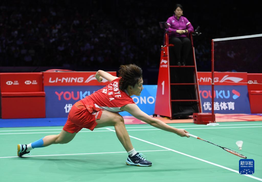 在这里显得 在这里显得