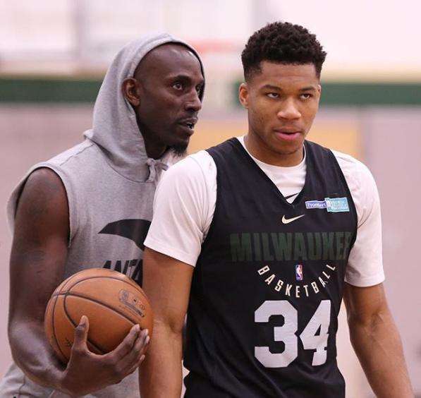 轉會合同中 轉會合同中