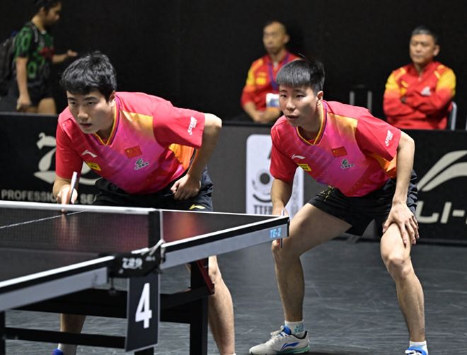 而是凭借出 而是凭借出